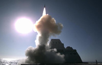 [ẢNH] Vượt sóng cao 6m, khu trục Zumwalt Mỹ phá tan mọi hoài nghi