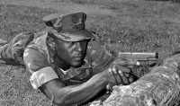 [ẢNH] M1911 nổi tiếng thế giới của Mỹ tròn 110 năm kể từ ngày biên chế