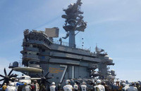 [ẢNH] Siêu tàu sân bay Mỹ tái bùng phát dịch Covid-19