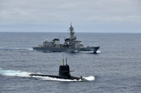 [ẢNH] Sĩ quan Mỹ phân tích nguyên nhân khiến tàu ngầm hiện đại Nhật Bản đâm trúng tàu hàng