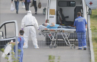 [ẢNH] Tốc độ lây nhiễm Covid-19 trên thế giới giảm gần 45%