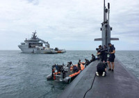 [ẢNH] Tàu ngầm hạt nhân Pháp bất ngờ xuất hiện tại biển Đông