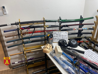 Cận cảnh kho hàng 