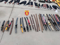 Cận cảnh kho hàng 