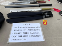 Cận cảnh kho hàng 