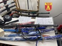 Cận cảnh kho hàng 