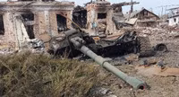 Pháo tự hành 2S3 Akatsiya Nga bị UAV TB-2 Ukraine phá hủy tại Kherson