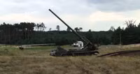 Siêu pháo bắn đạn hạt nhân Nga chỉ còn cách Ukraine 15km