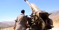 [ẢNH] Phe kháng chiến dùng lựu pháo Nga nã thẳng vào Taliban tại Panjshir