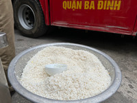 Những chiếc bánh chưng đặc biệt từ đôi tay lính cứu hoả Thủ đô