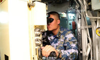 [ẢNH] Nhiều lính tàu ngầm Trung Quốc gặp vấn đề về sức khỏe