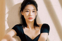 [ẢNH] Sức hút mãnh liệt của Jung Ho Yeon - mẫu nữ mang vẻ đẹp ‘độc, lạ’ trong ‘Squid Game’