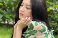 Đời thường quyến rũ của 2 mỹ nhân ‘dại trai’ nhất màn ảnh Việt