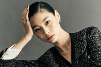 [ẢNH] Sức hút mãnh liệt của Jung Ho Yeon - mẫu nữ mang vẻ đẹp ‘độc, lạ’ trong ‘Squid Game’
