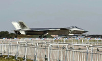 Trung Quốc cán mốc 300 tiêm kích J-20: Vượt xa số lượng F-22 Mỹ, liệu có thay đổi ‘cán cân’ bầu trời?