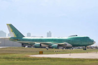 Lộ diện trần trụi, ‘máy bay ngày tận thế’ E-4B Mỹ gây xôn xao 