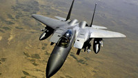 [ẢNH] ‘Đại bàng’ F-15E Mỹ vừa tấn công dân quân thân Iran tại Syria