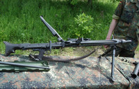 Sát thần quét bộ binh MG3 chung hàng ngũ với M2HB Mỹ và DShK Liên Xô