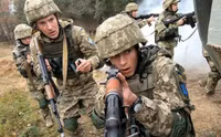 Ly khai miền Đông vây chặt hàng trăm binh sĩ Ukraine tại chảo lửa Donbass