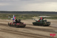 [ẢNH] ‘Chiến tăng đỏ’ của đội Nga xuất sắc nhưng lại thiếu thuyết phục ở Tank Biathlon