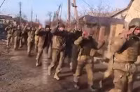 Ukraine tổn thất lớn khi gần 300 lính thủy quân lục chiến ra đầu hàng quân Nga tại 'chảo lửa' Mariupol