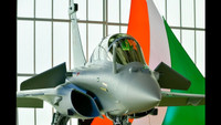 [ẢNH] Đề phòng Trung Quốc, Ấn Độ cho ‘chiến thần’ Rafale rèn không chiến 
