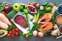 [ẢNH] 'Cơn sốt' gà ủ muối giá rẻ và mối nguy hại từ thực phẩm không rõ nguồn gốc