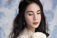 [ẢNH] Cuộc đời đầy nước mắt của Thuỷ Tiên - Ca sĩ kêu gọi quyên góp được hơn 60 tỉ đồng ủng hộ miền Trung