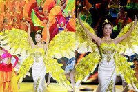 [ẢNH] 8 nữ thần Kim Ưng ‘hot’ nhất lịch sử Cbiz: Tống Thiến nhận nhiều ‘gạch đá' 