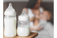 [ẢNH] Từ nghiên cứu trẻ bú bình 'nuốt' 1,6 triệu hạt vi nhựa/ngày: Những lưu ý giúp chọn bình sữa an toàn