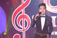 [ẢNH] Dương Ngọc Thái ở tuổi 41: Sự nghiệp vững chắc, tổ ấm bình yên