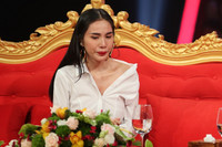 [ẢNH] Cuộc đời đầy nước mắt của Thuỷ Tiên - Ca sĩ kêu gọi quyên góp được hơn 60 tỉ đồng ủng hộ miền Trung