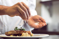 [ẢNH] Những mẹo 'chữa cháy' món ăn khi nêm nếm quá tay