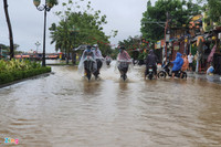 [ẢNH] Hội An ngập trong ‘biển’ nước do mưa lũ 