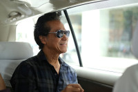 [ẢNH] Cuộc sống hạnh phúc ở tuổi 78 của ‘nam danh ca nhiều vợ, con nhất showbiz Việt’ – Chế Linh 