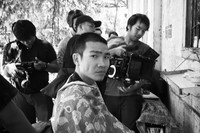 [ẢNH] Huấn luyện viên Wowy 'biến hoá' từ đại ca giang hồ trong 'Ròm' tới người mẫu thời trang