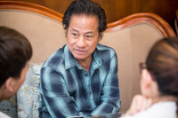 [ẢNH] Cuộc sống hạnh phúc ở tuổi 78 của ‘nam danh ca nhiều vợ, con nhất showbiz Việt’ – Chế Linh 