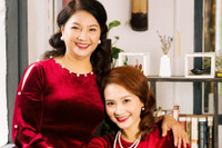 [ẢNH] Nhan sắc những bà mẹ trẻ trung, xinh đẹp của sao Việt