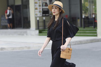 [ẢNH] Hiếm hoi hình ảnh Tăng Thanh Hà khoe vai trần gợi cảm 'đốt mắt' người nhìn