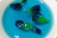 [ẢNH] Bật mí những món ăn ngon, bổ dưỡng làm từ hoa đậu biếc