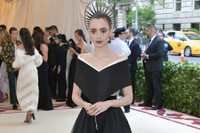 [ẢNH] Chiêm ngưỡng nhan sắc của Lily Collins - ‘nàng Bạch Tuyết’ xinh đẹp nhất Hollywood