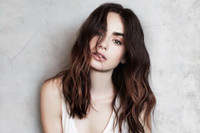 [ẢNH] Chiêm ngưỡng nhan sắc của Lily Collins - ‘nàng Bạch Tuyết’ xinh đẹp nhất Hollywood
