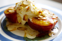 [ẢNH] Phát 'cuồng' với những món tráng miệng độc đáo làm từ đào