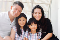 [ẢNH] Những mối tình ‘chị - em’ đình đám nhất nhì showbiz Việt