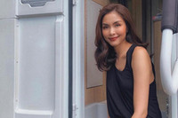 [ẢNH] Hiếm hoi hình ảnh Tăng Thanh Hà khoe vai trần gợi cảm 'đốt mắt' người nhìn