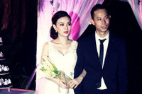 [ẢNH] Những mối tình ‘chị - em’ đình đám nhất nhì showbiz Việt