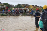 [ẢNH] Hội An ngập trong ‘biển’ nước do mưa lũ 