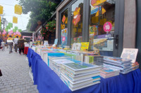 Phố sách xuân Nhâm Dần 2022 rộn ràng trong những ngày đầu năm mới