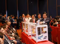 [Ảnh] Lãnh đạo Đảng, Nhà nước và đại biểu bầu Ban Chấp hành Trung ương khóa XIII