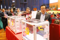 [Ảnh] Lãnh đạo Đảng, Nhà nước và đại biểu bầu Ban Chấp hành Trung ương khóa XIII